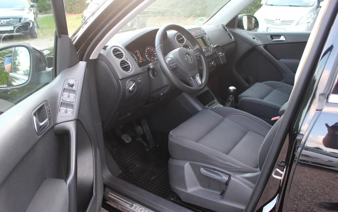 Volkswagen Tiguan cena 40900 przebieg: 219000, rok produkcji 2010 z Pleszew małe 781